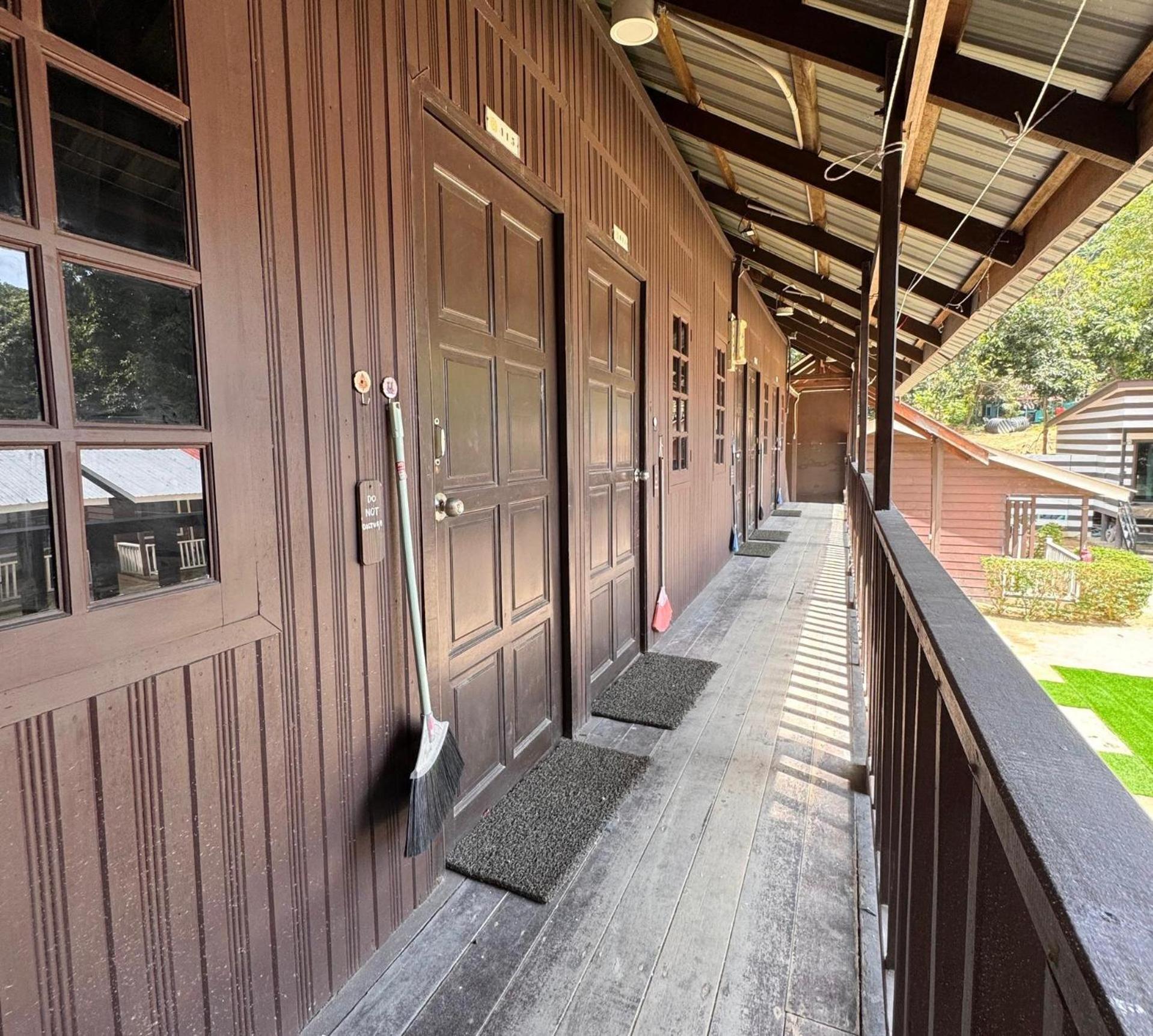 Villa The Barat Perhentian Kampong Pasir Hantu Exterior foto