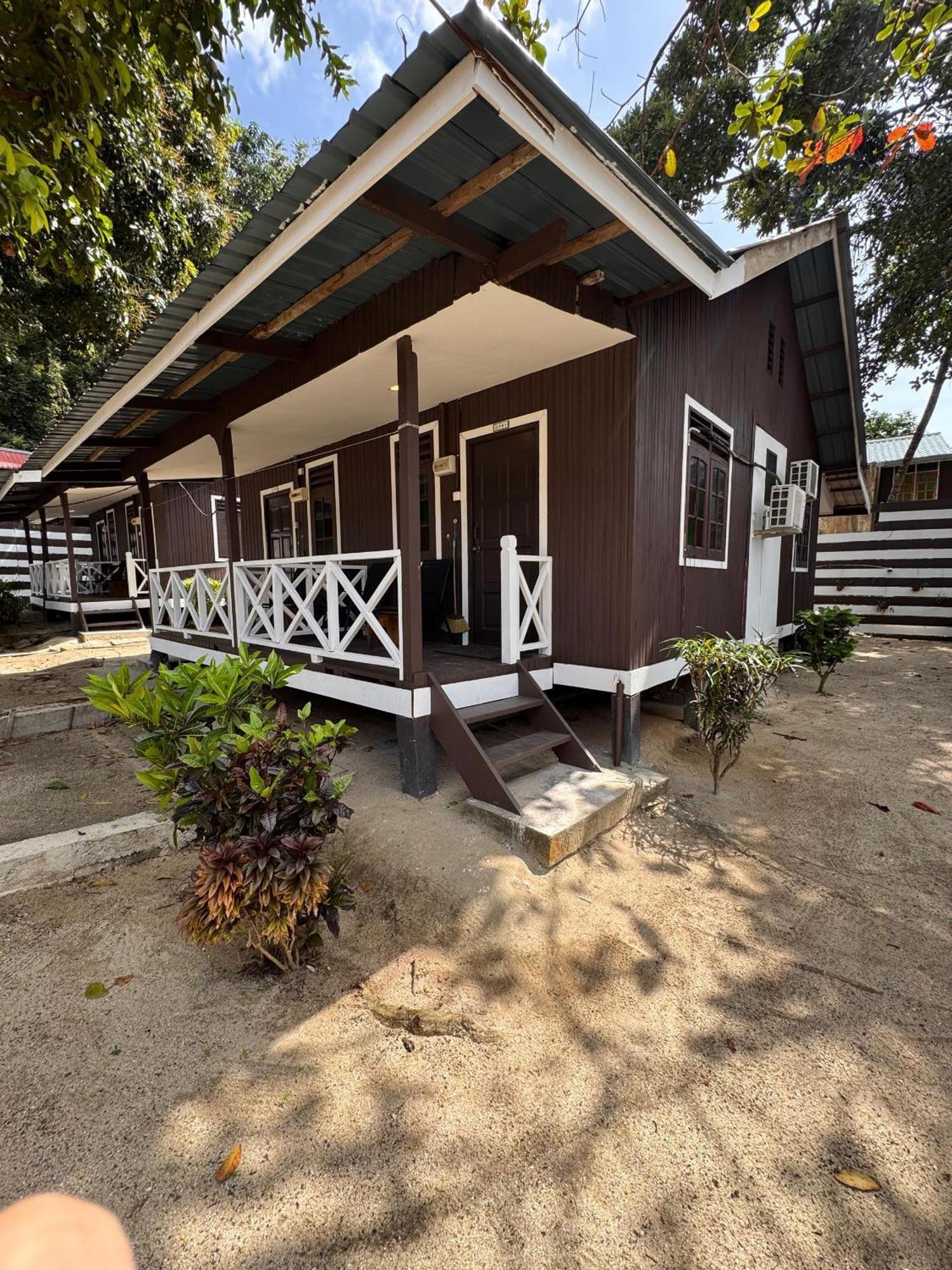 Villa The Barat Perhentian Kampong Pasir Hantu Exterior foto